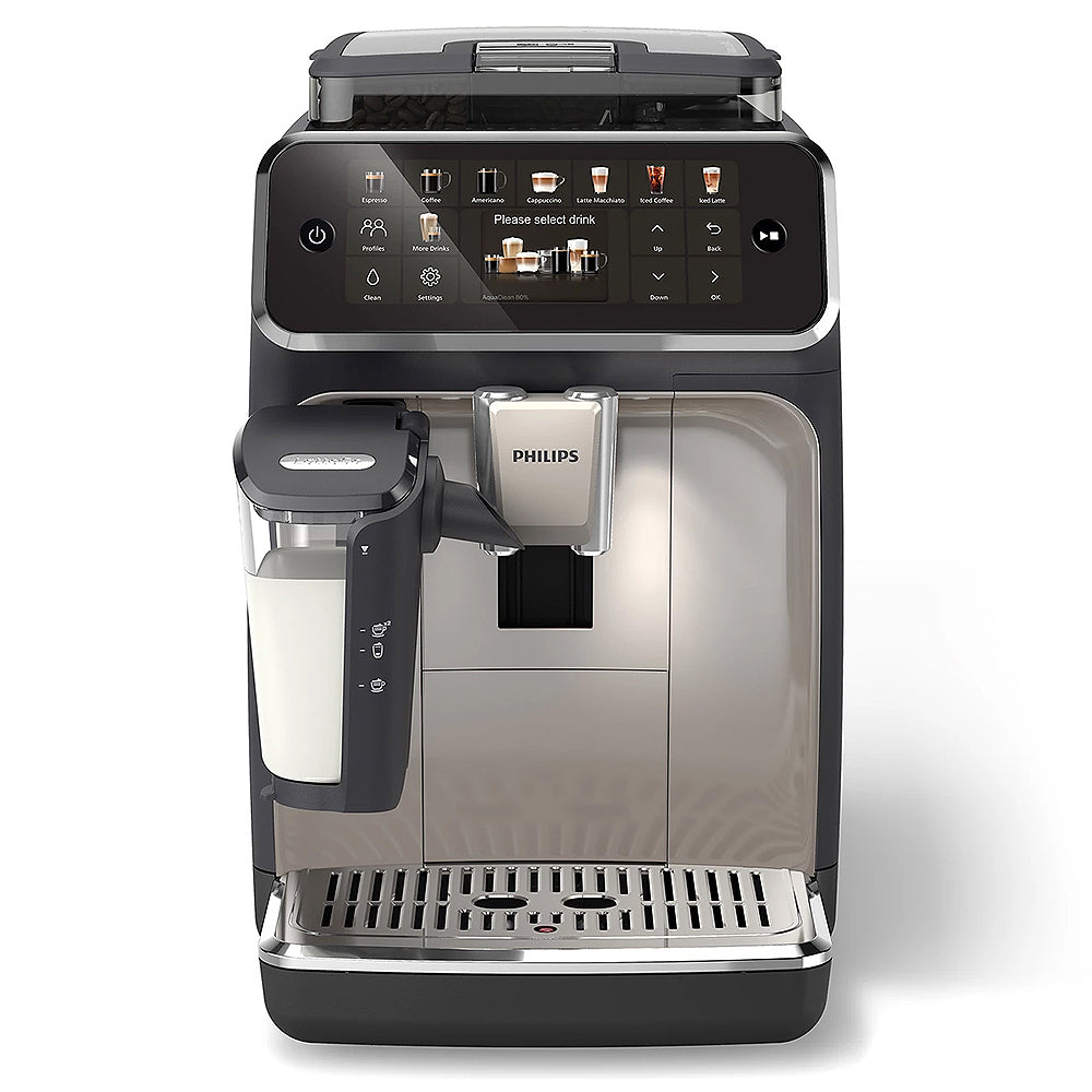 Kaffeevollautomat 5500 Series EP5547/90, 20 Kaffeespezialitäten (heiß oder eisgekühlt), LatteGo-Milchsystem, SilentBrew Technologie, Schwarz Verchromt